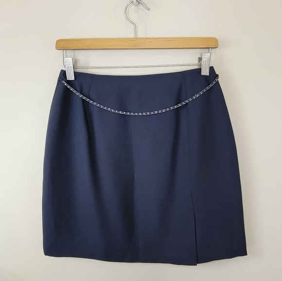 Zucca | Black Mini Skirt with Chain Detail - Picture 2 of 5